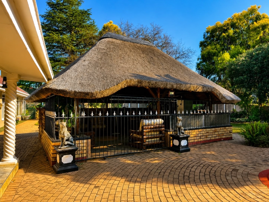 4 Bedroom Property for Sale in Flimieda North West